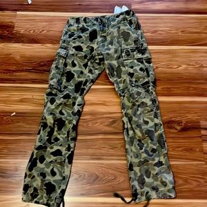 camo cargo pants 30s